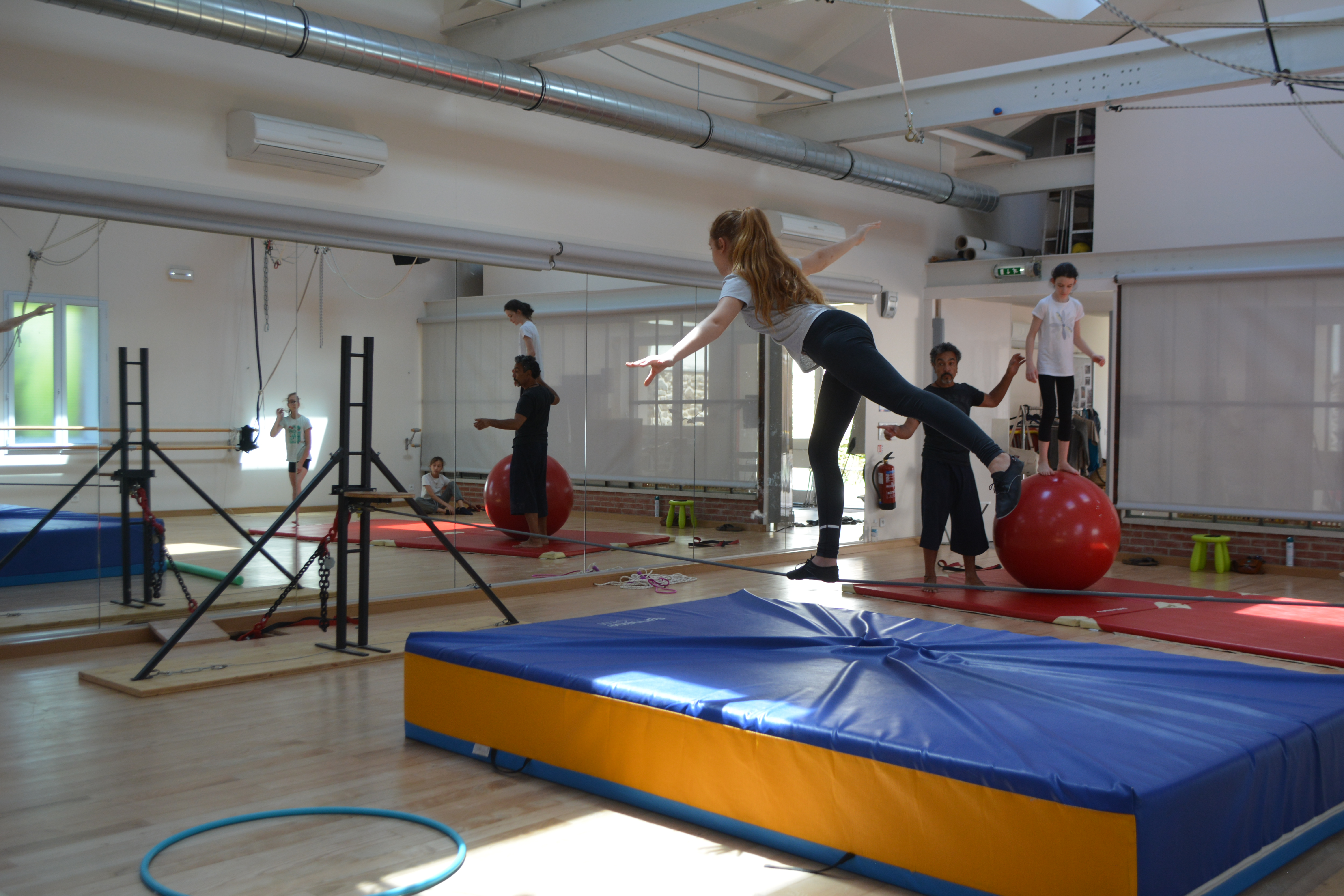 Cirque fil équilibre